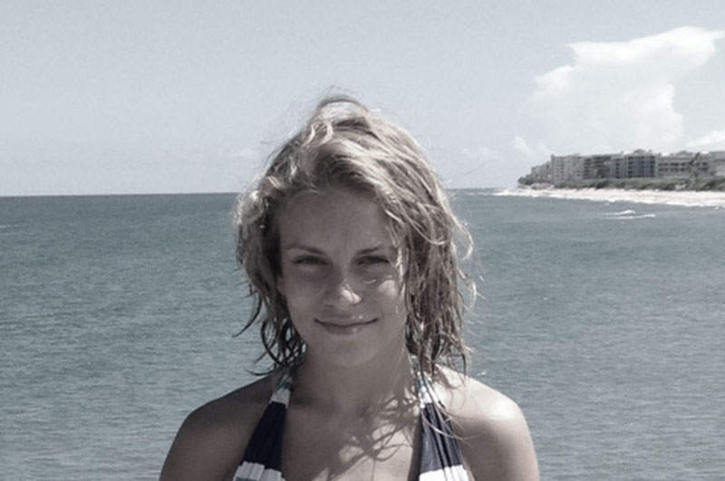 Ariane, 14 ans à la plage en Floride